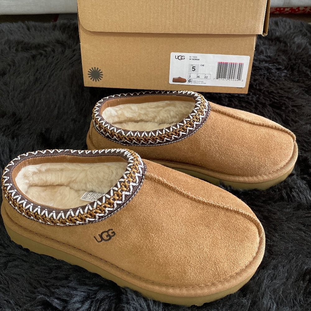 UGG Tasman